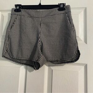 Brandy melville Checkered Women's Shorts are a size Small.
